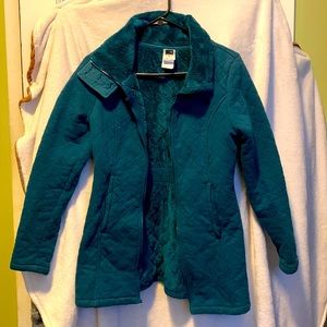 Northface teal zippered fleece. Good condition. Some wear but no piling.